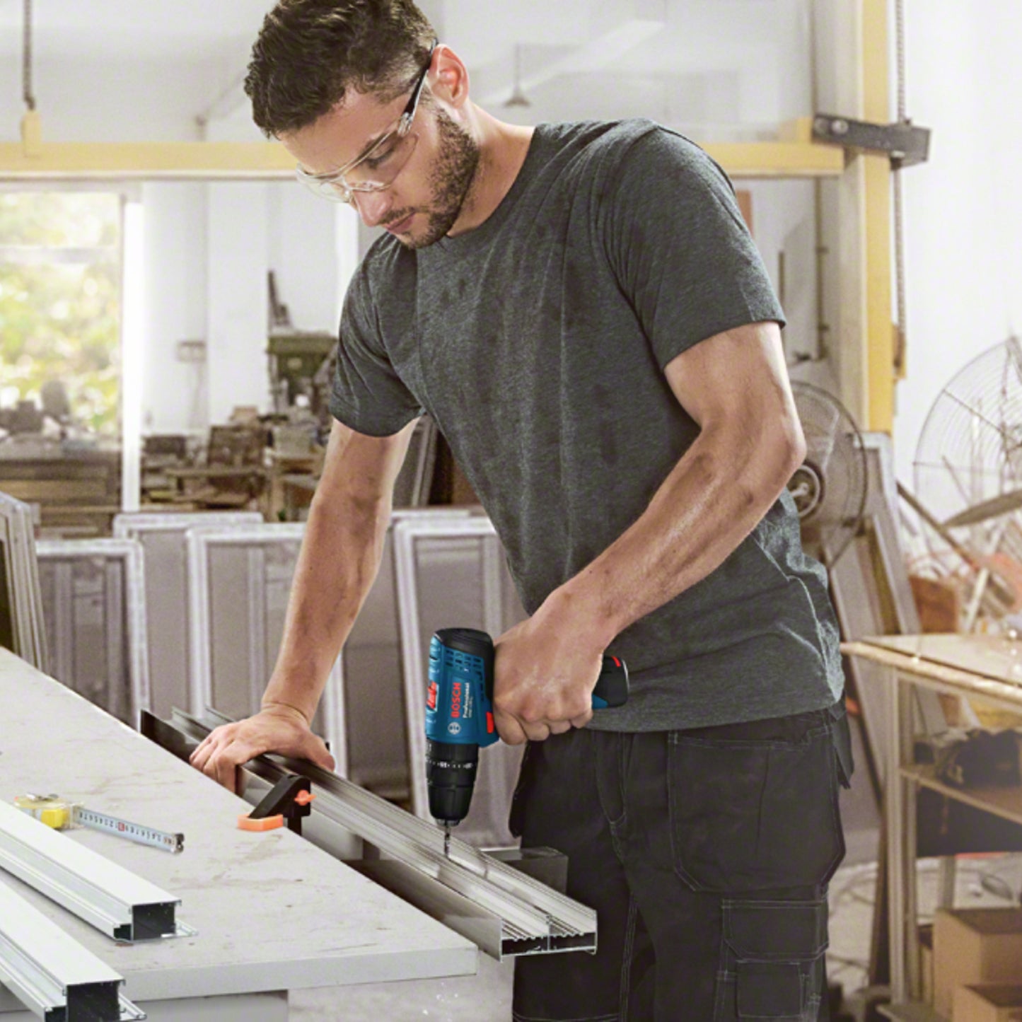 Taladro percutor atornillador inalámbrico Bosch GSB 120-LI, 12V
