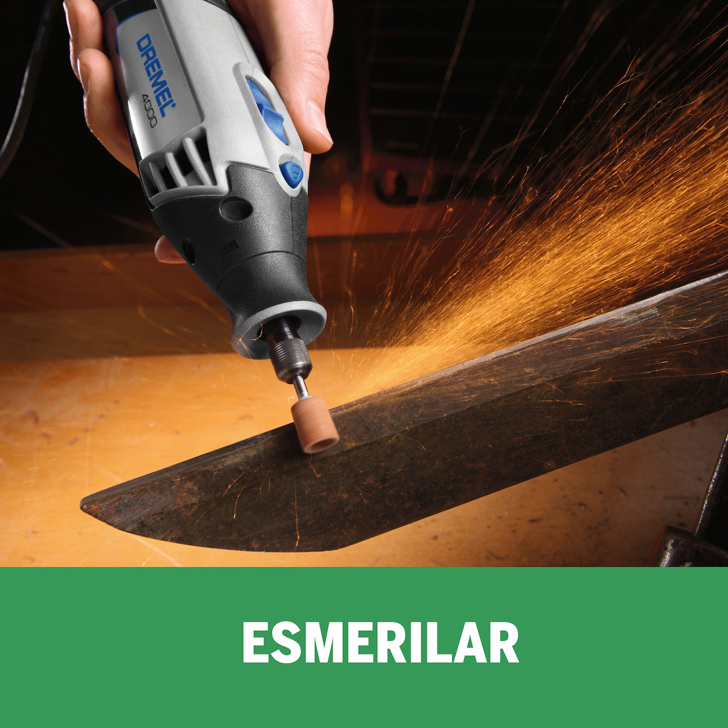 F0134000NA-000 Dremel 4000 Mototool con 3 Acoples y 36 Accesorios + Maleta