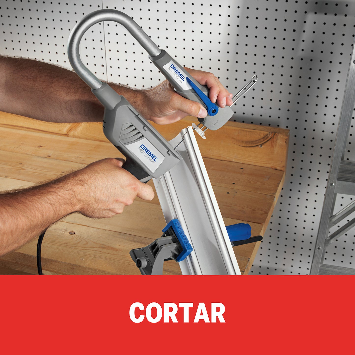F013MS20AA-000 Dremel Moto-Saw Sierra Caladora de Banco con 10 Accesorios + Maleta