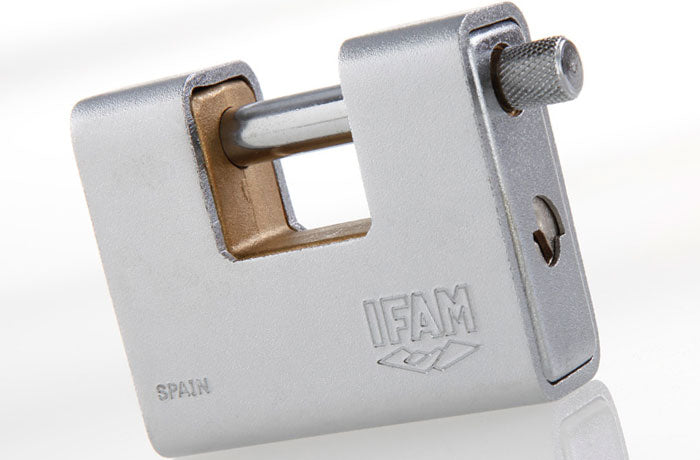052080 Candado 82 mm con coraza de acero inoxidable ARM80 Serie Armoured
