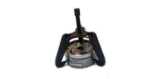 Extractor volante bajaj pulsar 135 -discover 125st- 150 st - boxer ks