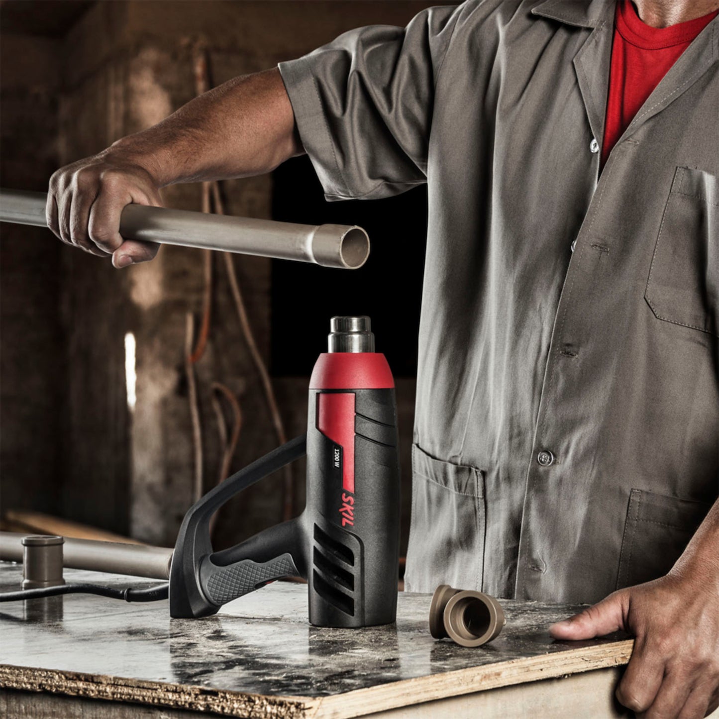 Pistola de calor Skil 8003 1200W 110V maletín y 4 boquillas