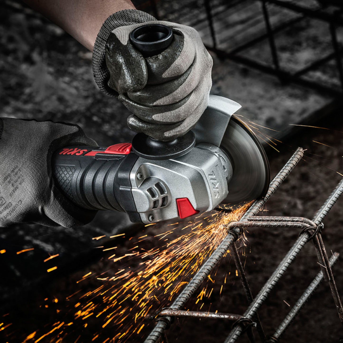 Mini Pulidora angular de 4 1/2" Skil 9002 700W 110V