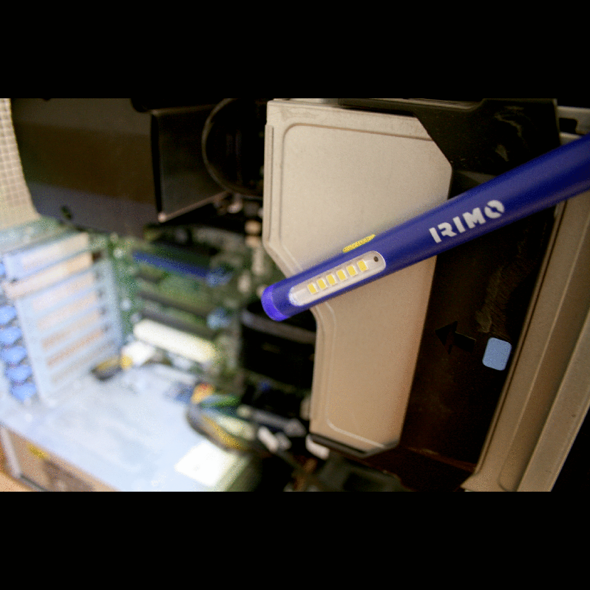 L-PEN-1 Linterna de bolsillo compacta tipo lápiz 50 - 150 lm, 6 led con imán