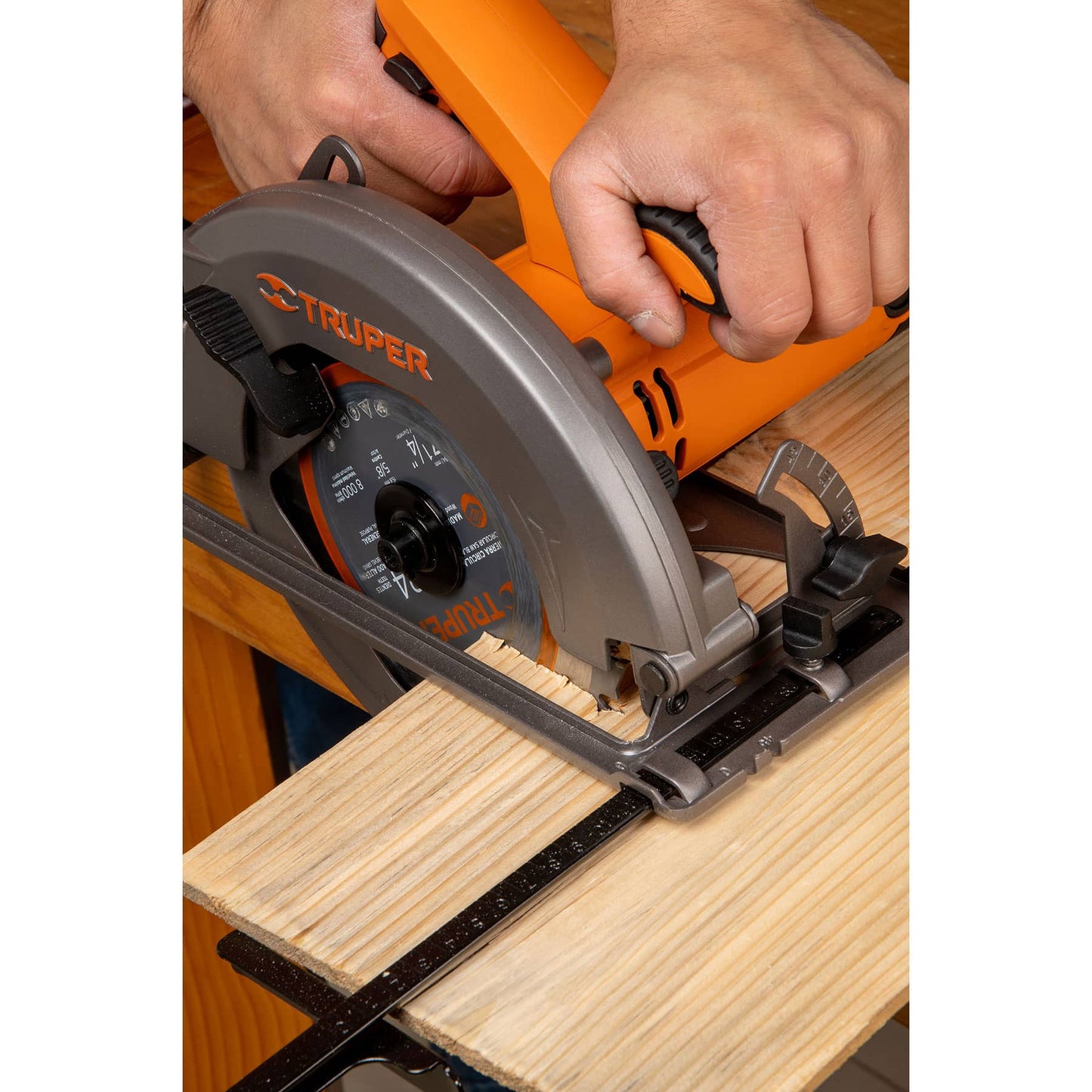 SICI-7-1/4A3 Sierra circular, 7-1/4", profesional, 1500 W