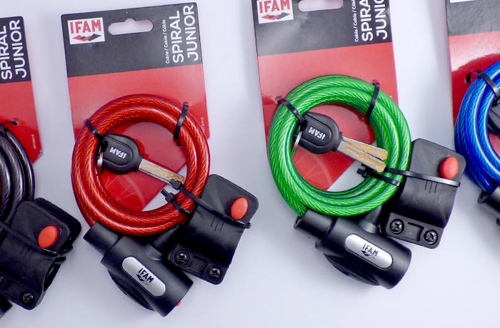 000502R Cable para bicicleta Spiral Junior 180 cm X 8 mm, color rojo